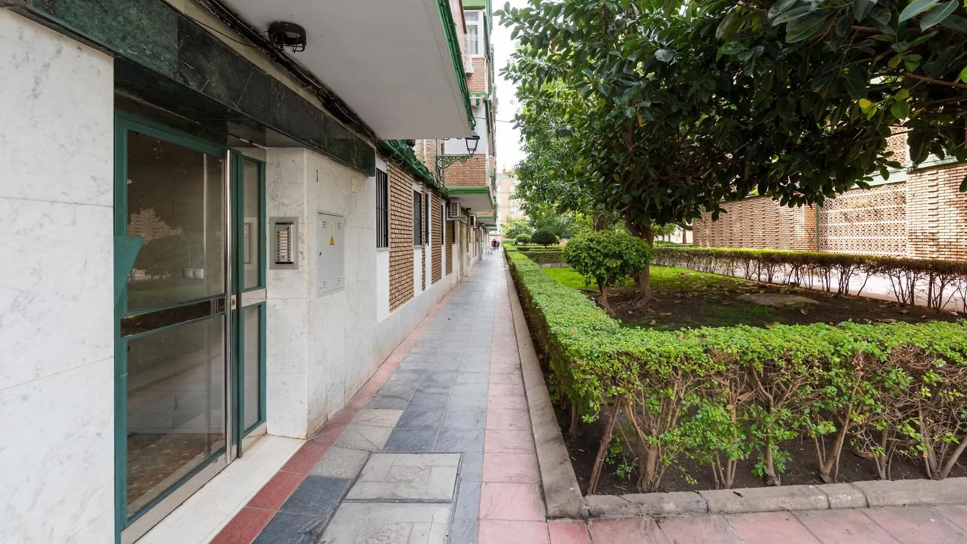 Wintowinrentals Modern, Fully Equipped And Well Connected Apartment In Malaga Spain