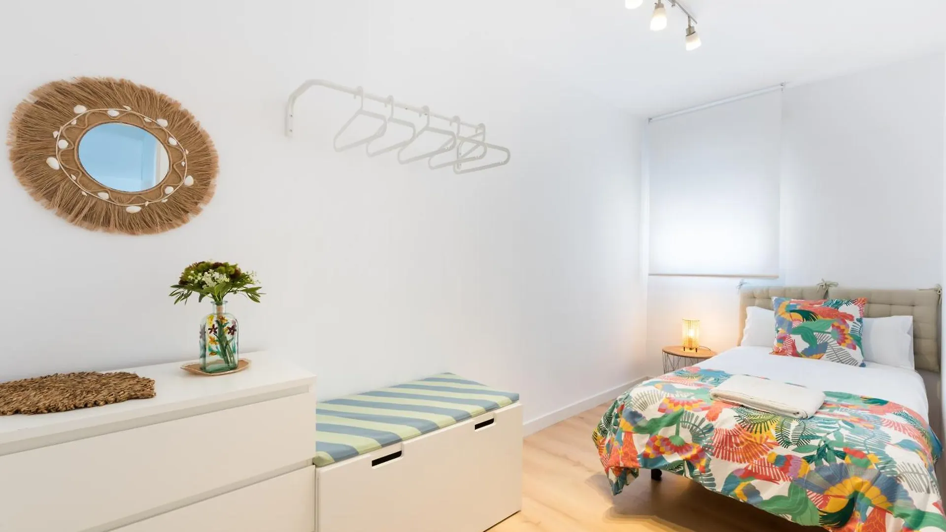 Wintowinrentals Modern, Fully Equipped And Well Connected Apartment In Malaga